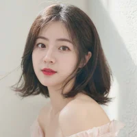 Gambar Profil Lucy-8