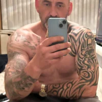 perfectMan1982's Profile Pic