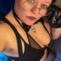 Hairyminka Adlı Modelin Avatarı