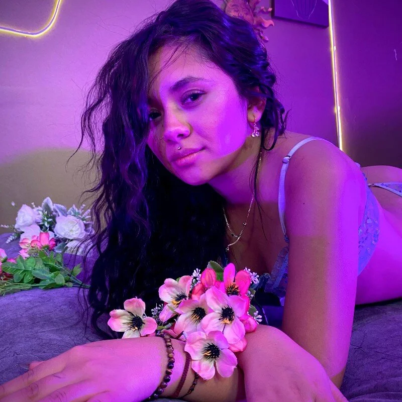 hellenngp Stripchat profile image