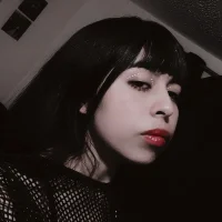 the_virginqueen's Profile Pic