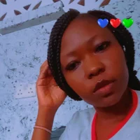 melaninebony2 Adlı Modelin Avatarı