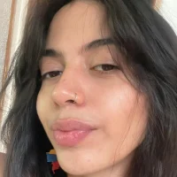 Antonia-bloom Adlı Modelin Avatarı