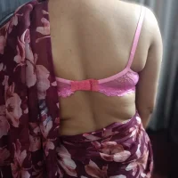 Simran-2's Profile Pic