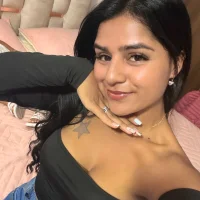 AnnRosse18's Avatar Pic