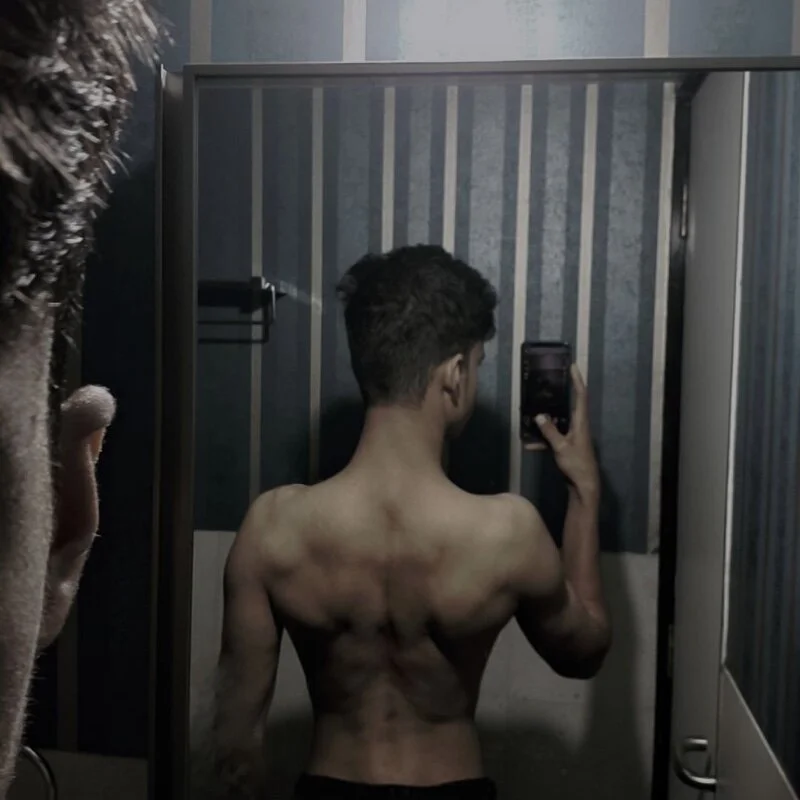 hot8veera profile photo