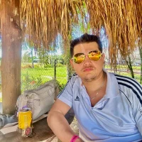 Alex103028's Profile Pic