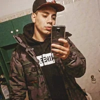 DeferentLip's Profile Pic