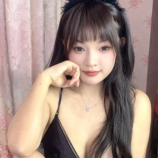 YiYi-2026 Stripchat profile image