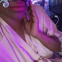 صورة الملف الشخصي لـ MaskedMilf82