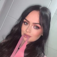 phoebelights's Profile Pic