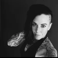 ladieInked 的个人资料图片