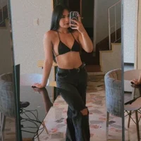 Emily_pinkk's Profile Pic