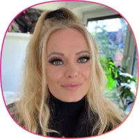 รูปโปรไฟล์ของ MiatheMedusa