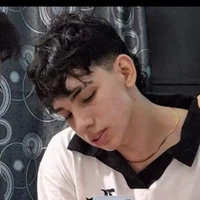 moises1817's Profile Pic