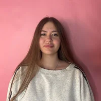 NeidaBoor Φωτ, Προφίλ