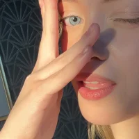 Dear_Tessa Adlı Modelin Avatarı