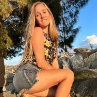 SkyelarsWorld's Avatar Photo