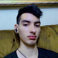 Derevi- 的個人資料圖片