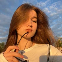 ElwineBow's Profile Pic