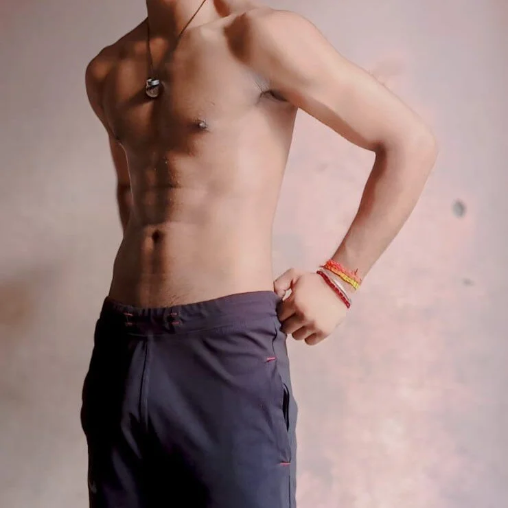 hornyboywithabs profile photo