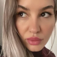DeniceSummer's Profile Pic