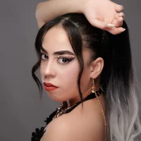 rousestella's Profile Pic