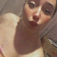 Esraaomar's Profile Pic