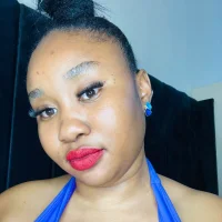 MeekyCurvyAss_