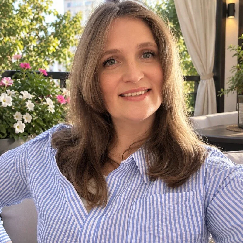 LoraParker profile photo