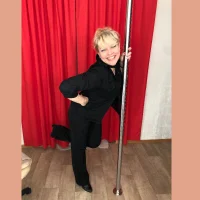 EstellaClassy's Profile Pic