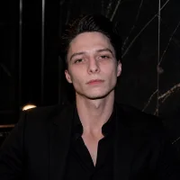 صورة الملف الشخصي لـ Leon_V