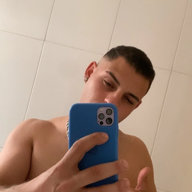 o-theus profile photo