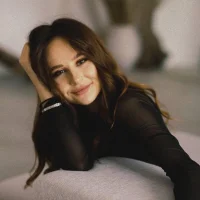 Brown_eyes11's Profile Pic