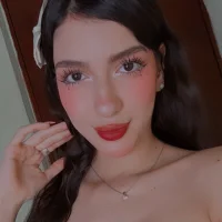 Emily-hottson webcam