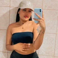 lauraroman_'s Profile Pic
