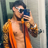 Dayron_lee_ live webcam