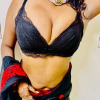 Mallu_sameera Adlı Modelin Avatarı