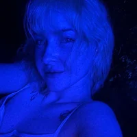Leya_Flores' Avatar Pic