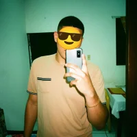 Lozano_777 webcam