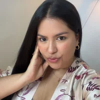 Crystie_Wallace's Avatar Pic