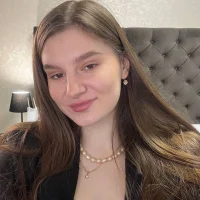 LoreenLester's Avatar Pic