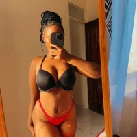 freekyval's Profile Pic