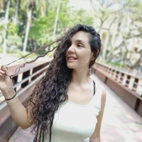 eva__10's Profile Pic