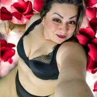 ViOLET_JONES2216's Profile Pic