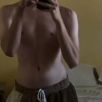 danloveo Φωτ, Προφίλ