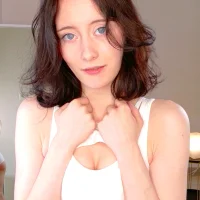Monica_Sky's Avatar Pic