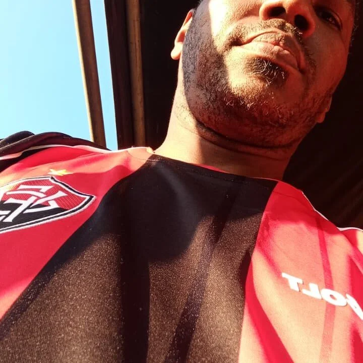 bisourozum profile photo