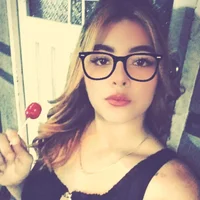 nicole_24x