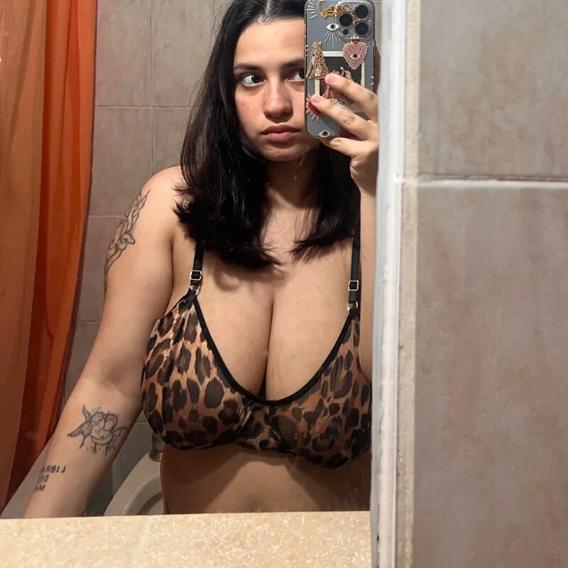 galabigtits